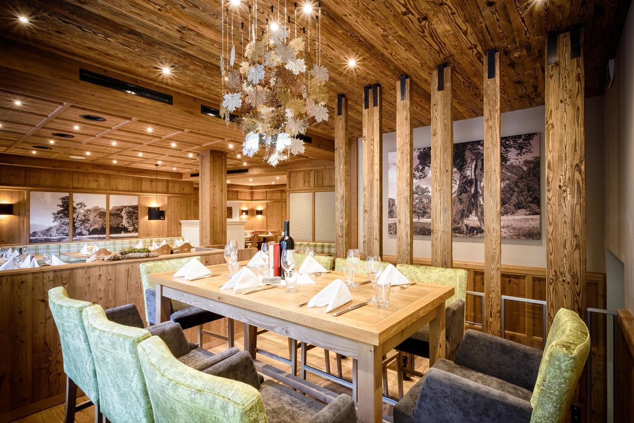 Das Naturhotel Die Eng Хинтеррисс Экстерьер фото