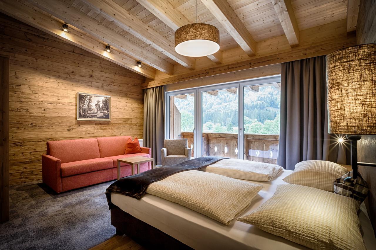Das Naturhotel Die Eng Хинтеррисс Экстерьер фото